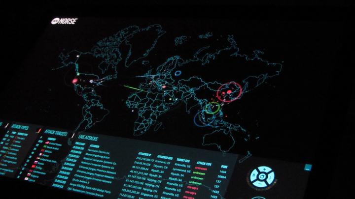 LL-17012016-cyberwar