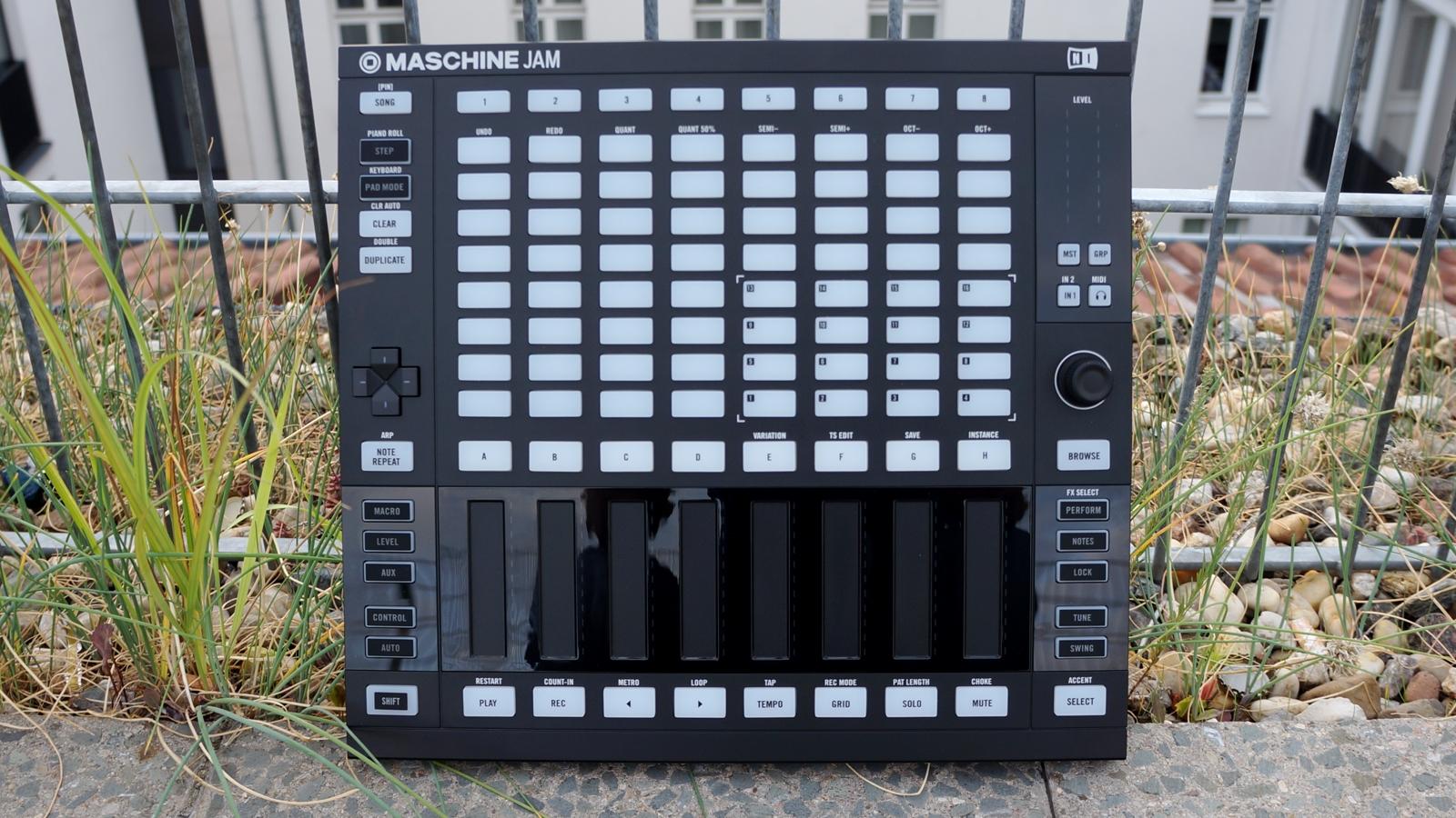 NI Maschine Jam 02