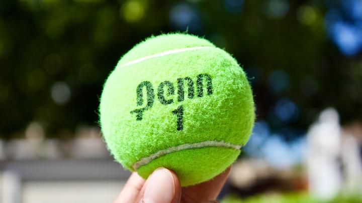 FF22012022-Tennisball