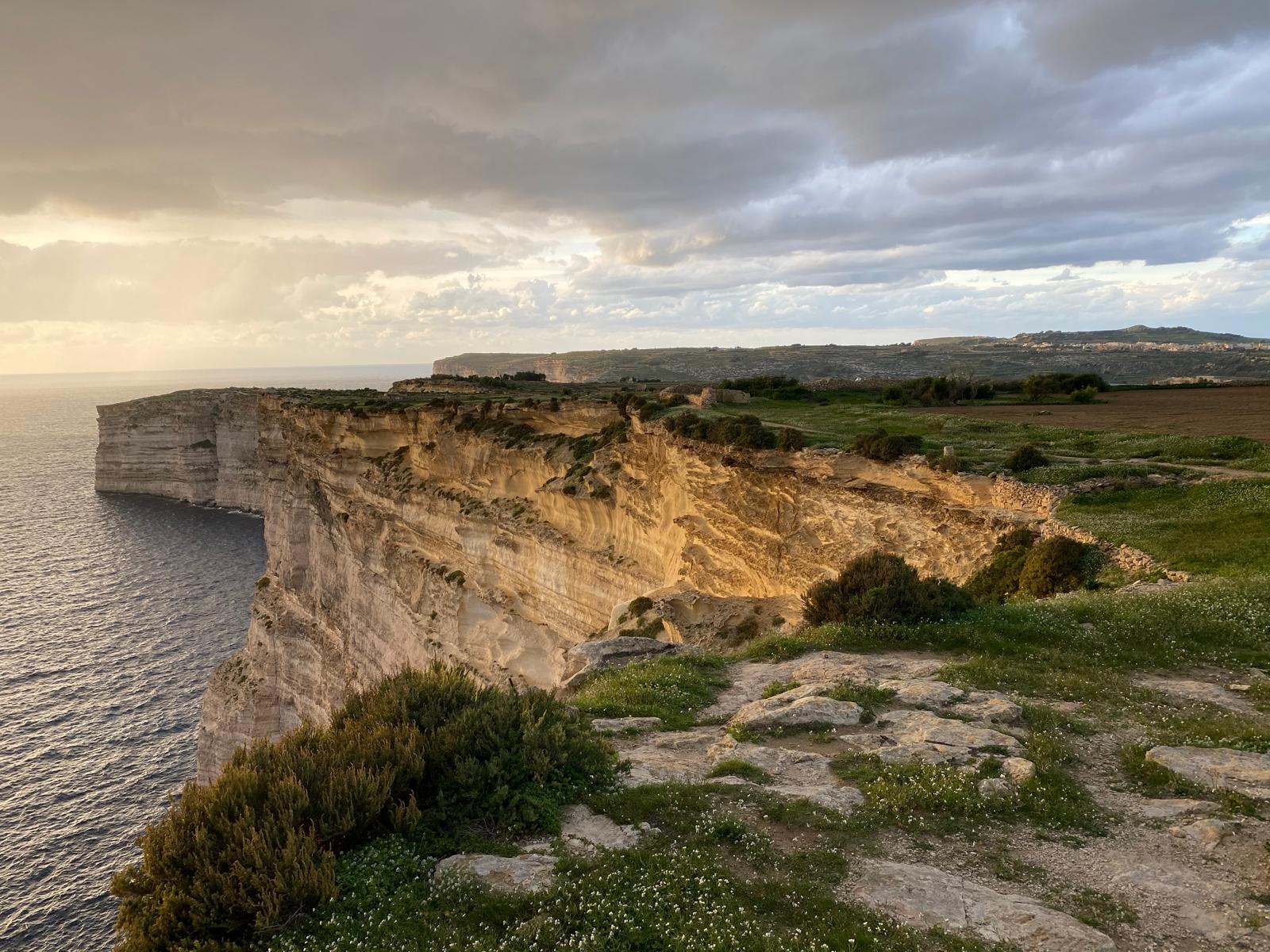 Die Küste von Sannat auf Gozo