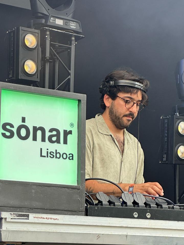 DJ Lomalinda beim Sonar Lisboa 2025